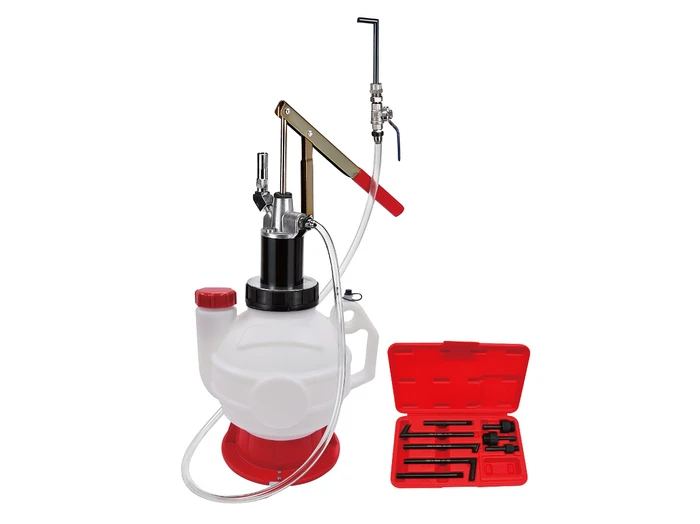 מיכל 7.5 ל' עם משאבת יד למילוי שמן גיר עבור מערכות שמן סגורות